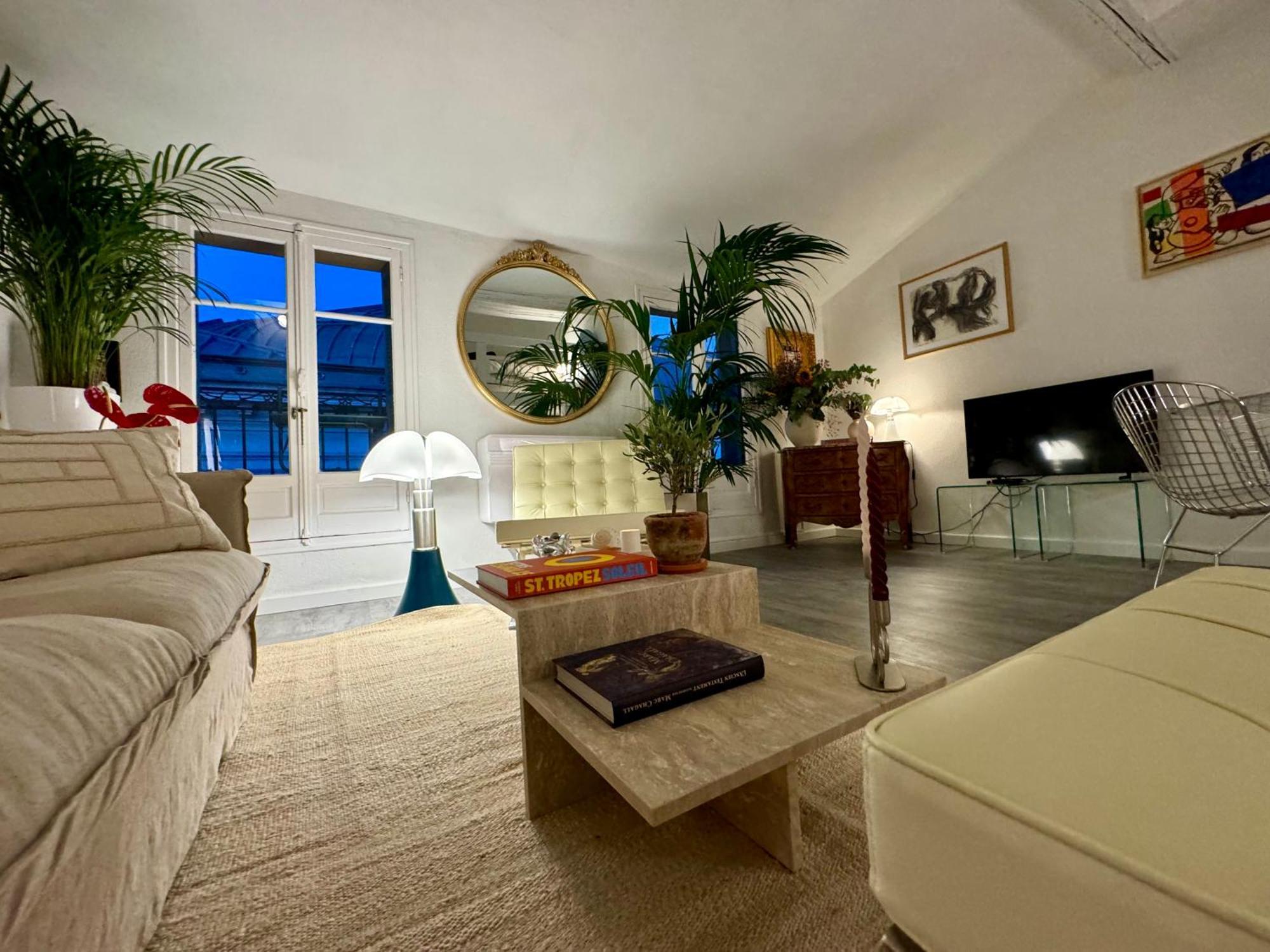 Appartamento Superbe Duplex Entre Le Vieux Et La Prom