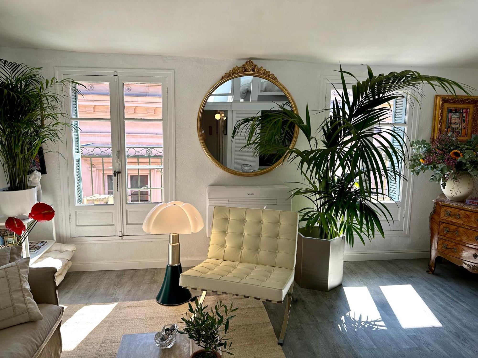 Superbe Duplex Entre Le Vieux Et La Prom * Nizza